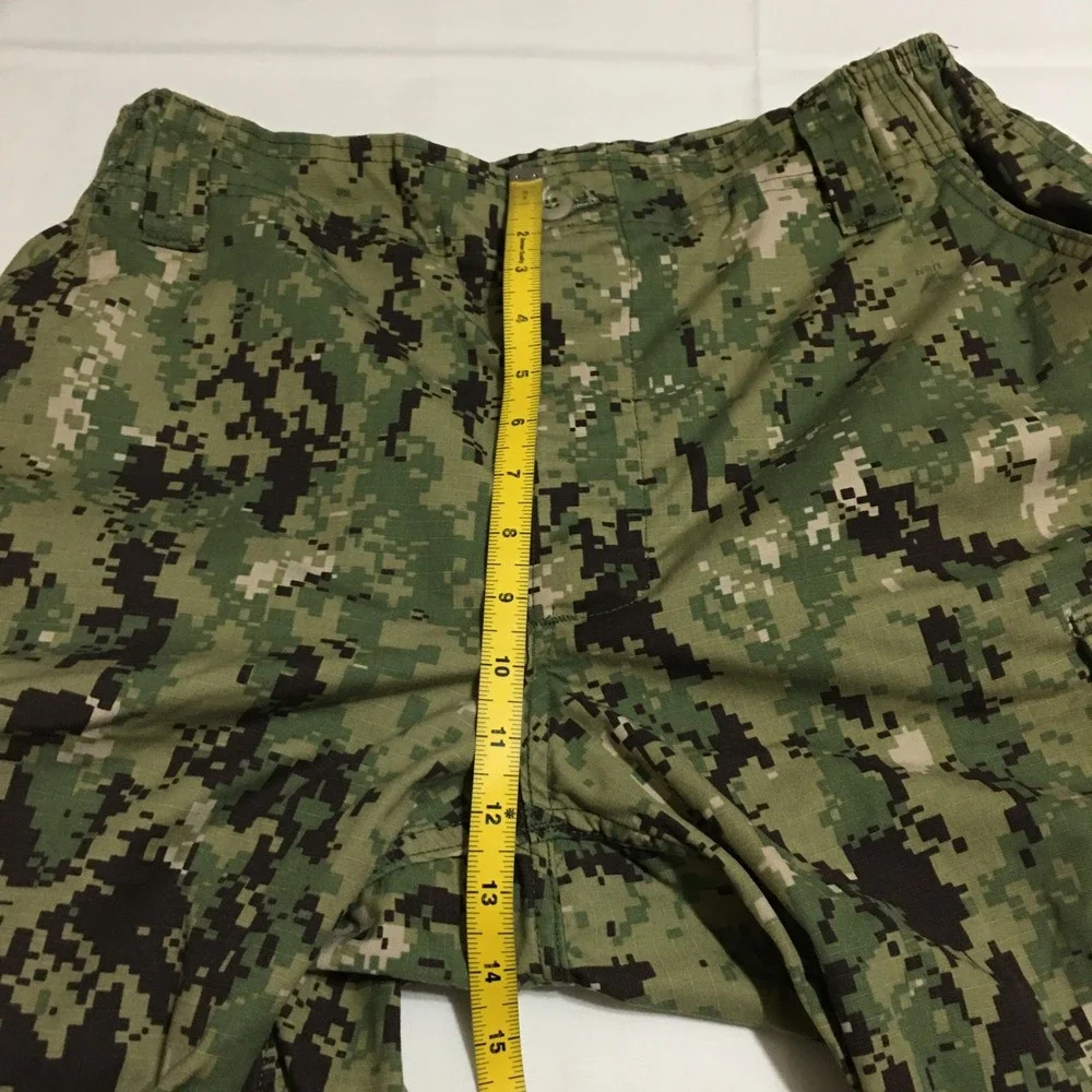 US Navy Working Uniform Type III Trousers Medium Regular Green Digital Camo